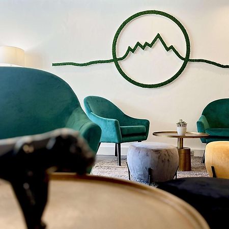 基里亚德格勒诺布尔瓦隆查尔特斯森塔拉普酒店 瓦龙 外观 照片
